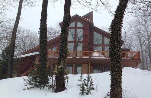 Claysburg House | Mountain House/Ski Chalet - Sleeps Up To 14