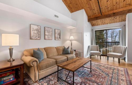Wintergreen House | Mountain Inn Lodge 59 with Wintergreen Advantage