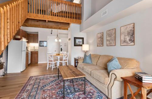Wintergreen House | Mountain Inn Lodge 59 with Wintergreen Advantage