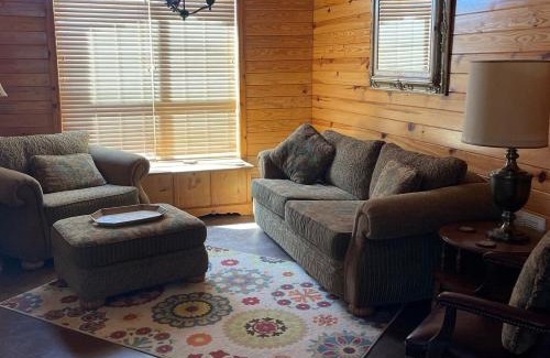 Sabinal House | Mountain Laurel Lodge