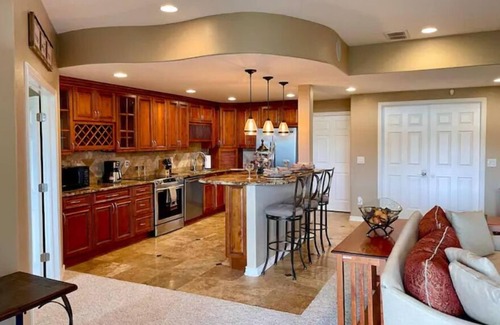 Larkspur House | Mountain Luxury and Views Galore Near Palmer Lake