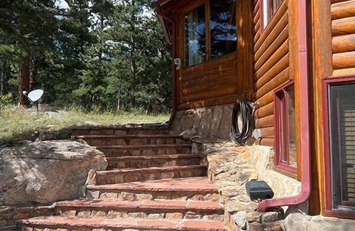 Allenspark Cabin | Mountain Masterpiece - Beautiful Cabin On 2.2 Acres At Wildbasin 3 Bedroom Cabin