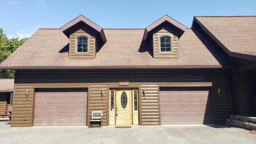 Berkeley Springs House | Mountain Meltdown - Pet Friendly, Grill, Wifi, Fire Pit, EV Station -Shared Space - Grill, Fire Pit, Covered Porch, Fountain Pond