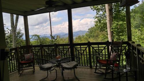 Mountain Air House | Mountain Retreat With Great View and Calm Winds