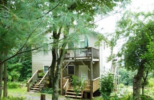 Stanley Condo | Mountain Roots Lodging