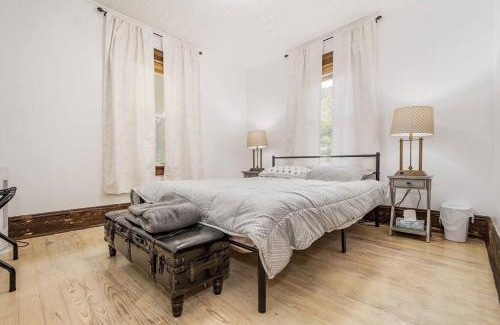 Rowlesburg House | Mountain Serene Views and Creek-side Charm - Pet friendly