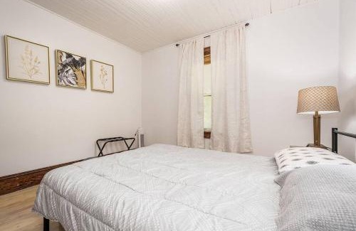 Rowlesburg House | Mountain Serene Views and Creek-side Charm - Pet friendly