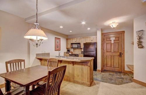 Breckenridge Apartment | Mountain Thunder M5106
