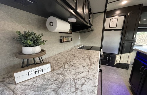 Morganton House | Mountain treat in a glamping form