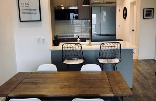 The Blue Mountains Condo | Mountain View at Mountain House