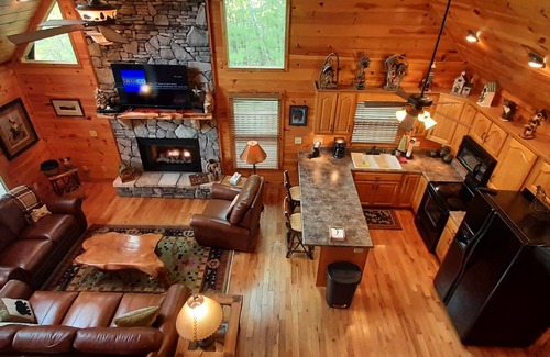 Ridgeline Vistas Cabin | *Mountain View* Bear Pause Mineral Bluff GA - Blue Ridge GA - East TN - West NC