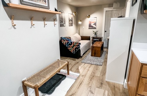 La Grande House | Mountain View Bungalow