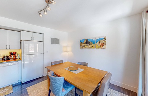 Crested Butte Condo | Mountain-view condo with balcony - walk to ski lifts, near downtown Crested Butt