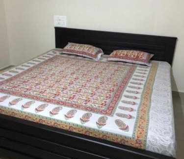 Tiruchanur House | Mountain view lake front Home (Non AC 2 bhk)