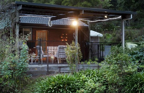 Mount Evelyn Apartment | Mountain View Retreat, self contained, private and pet friendly