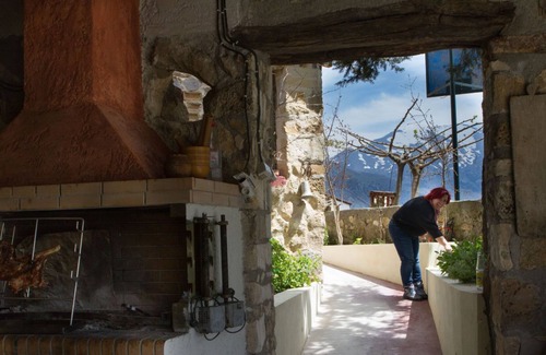 Thronos Bed & Breakfast | Mountain View Room for 4 people