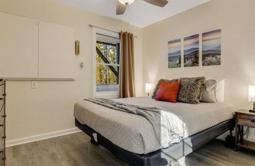 Leicester House | Mountain View, Secluded Lodge, Forest Escape