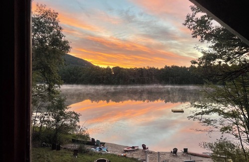Denmark Ski Chalet | Mountain-View Waterfront Escape – Enjoy all that is Great about Summer in Maine!
