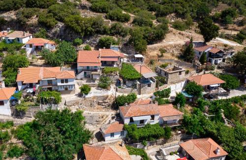 Kinyra House | Mountain Villa