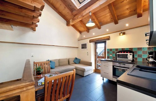 Great Alpine Road Apartment | Mountain village apartment overlooking 3 Valleys
