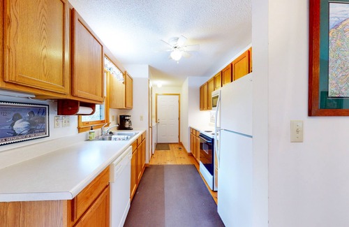 Winfield Cove Cabin | Mountainside abode with a wood stove, firepit, grill, sunroom, AC, and W/D