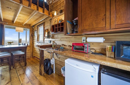 Liberty Cabin | Mountainside cabin "Sasquatch Haven"