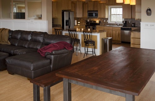 Lerona House | Mountaintop 7 Bedroom Home - Enjoy The Fall Colors and Get Ready For Skiing!
