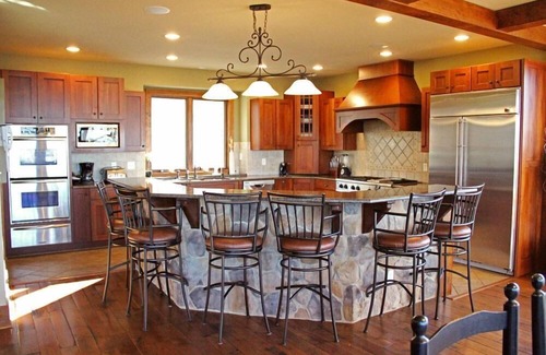 Nellysford House | Mountaintop Lodge with Wintergreen Advantage