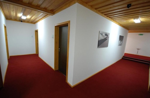 Wimpassing Hotel | Moving Rooms