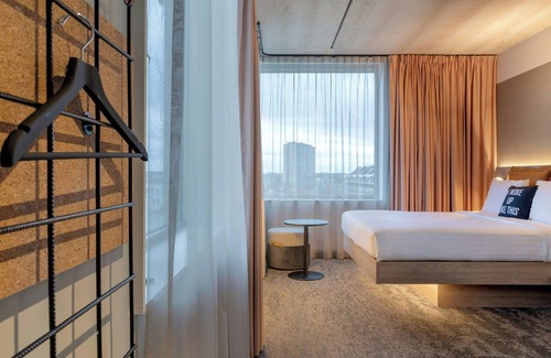 South Antwerp Hotel | Moxy Antwerp