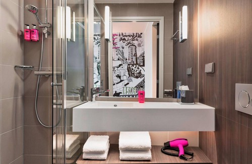 Copenhagen SV Hotel | Moxy Copenhagen Sydhavnen
