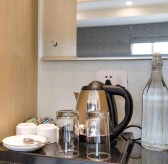 New Friends Colony Apartment | MOYDOM 3 BHK Appartment Opp NFC (Parties allowed)
