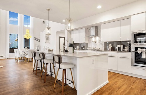 King County House | MP4: Luxurious Villa
