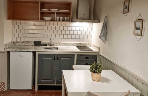 Coimbra City Centre Apartment | MR Studio - Coimbra Historic Area (Self Check-in)
