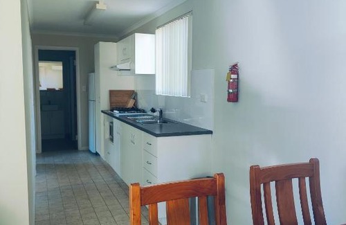 Mount Barker Hotel | Mt Barker Holiday Park - Western Australia