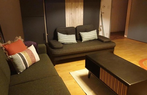 Mont-Saint-Martin Apartment | Mt St Martin ,1er étage, 3 lits doubles séparés
