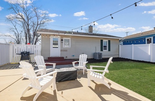 La Porte House | MTM Premier, 2 King Beds, Fenced Yard