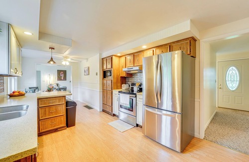 Duncansville House | Mtn-View Escape w/Large Yard in Duncansville!