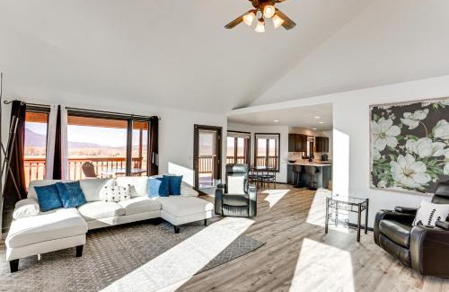 Cortez House | Mtn-View Escape with Office Space in Cortez!