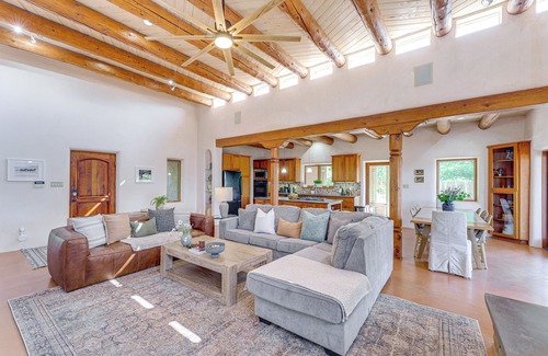 Taos House | Mtn-View Retreat w/Hot Tub in New Mexico!