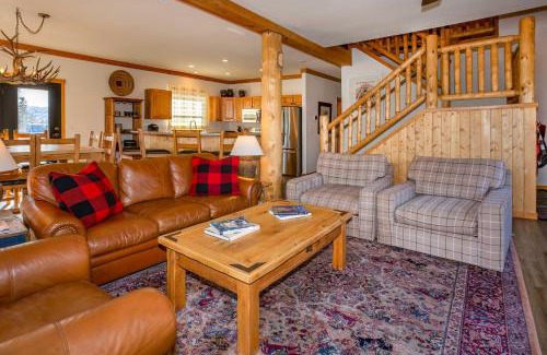 Winter Park Highlands House | Mtn-View Retreat with Hot Tub in Granby!