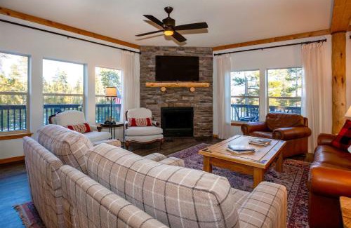 Winter Park Highlands House | Mtn-View Retreat with Hot Tub in Granby!