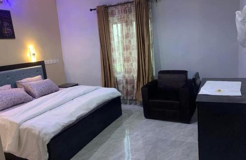Aka Eze Hotel | Muchels Hotels and Suites Limited, Uburu