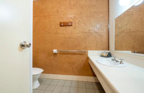Coober Pedy Hotel | Mud Hut Motel