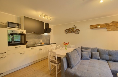 Ellenz Apartment | Mühlentaler vacation apartment, the Sleeping Beauty of the Moselle (Beilstein) Whng 2