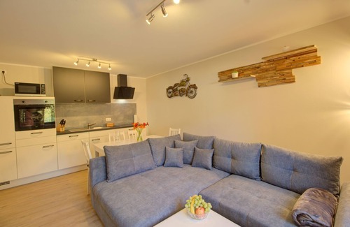 Ellenz Apartment | Mühlentaler vacation apartment, the Sleeping Beauty of the Moselle (Beilstein) Whng 2