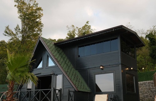 Ilmiye Cabin | Muhteşem göl manzaralı, sahile araç ile 6 dk!