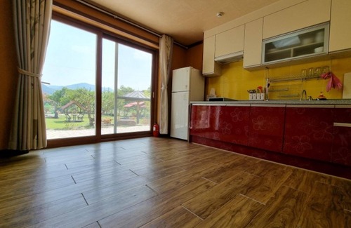 Seolcheon-myeon House | Muju Windmills and Streams Pension