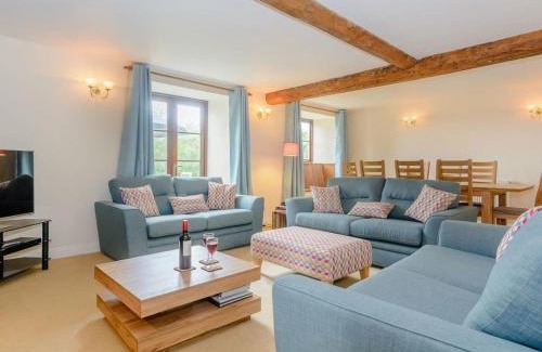 East Horrington House | Mulberry Cottage
