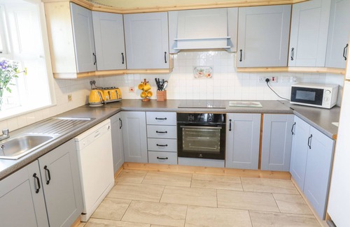 Enniscrone Cottage | MULLANEY’S, family friendly in Enniscrone, County Sligo